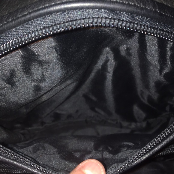 Handmade leather geometric crossbody bag - Picture 7 of 12